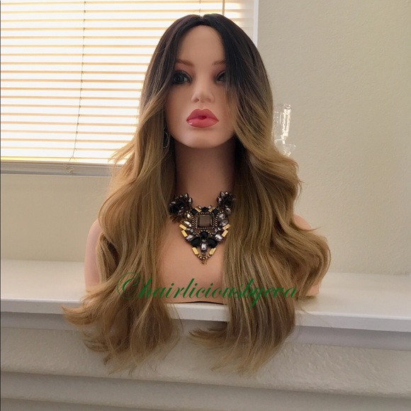 Dirty blonde honey blonde wig 22 inch long ombré - Picture 7 of 7